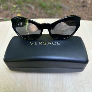 AUTHENTIC Versace Oversized Black & Gold Sunglasses for women NEW in box & case